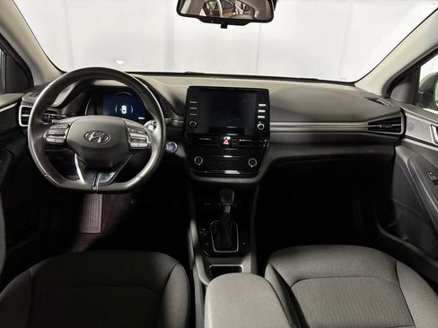 Used 2021 Hyundai Ioniq SE FWD image 12