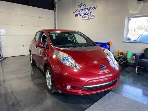 Used 2013 Nissan Leaf SV w/ LED & Quick Charge Pkg FWD image 1