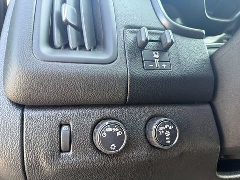 Used 2018 Chevrolet Colorado ZR2 AWD/4WD image 11