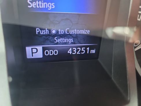Used 2020 Toyota Tacoma TRD Sport RWD image 30