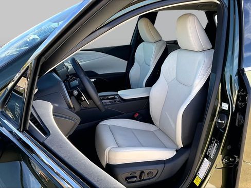 New 2026 Lexus RX 450h AWD w/ Convenience Package image 9