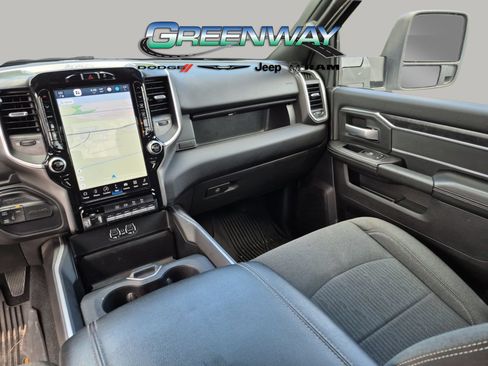 Used 2024 RAM 3500 Big Horn w/ Night Edition AWD/4WD image 11