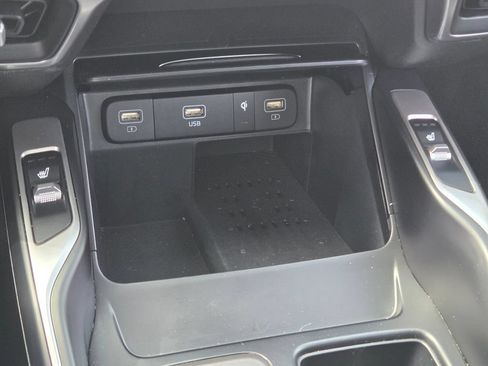 Used 2023 Kia Sorento EX w/ Panoramic Sunroof Package FWD image 27