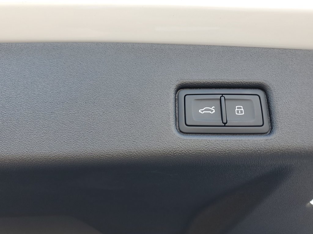 New 2026 Audi Q5 Premium Plus AWD/4WD image 16