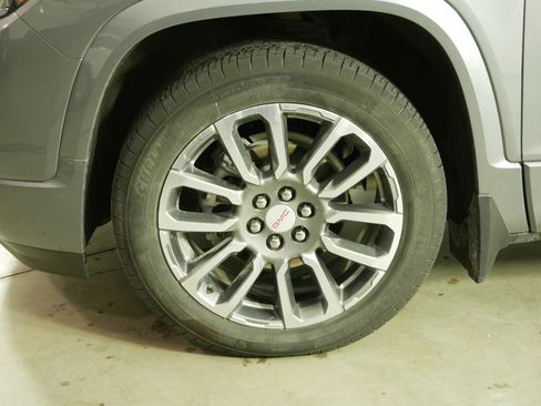 Used 2022 GMC Acadia Denali w/ Denali Ultimate Package image 23