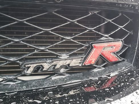 Used 2020 Honda Civic Type R image 3