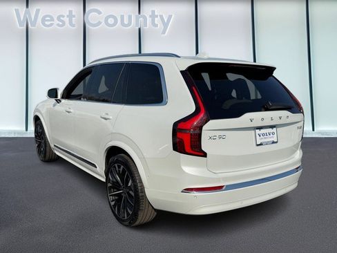 Certified 2025 Volvo XC90 B6 Plus image 7