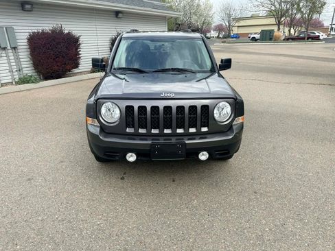 Used 2016 Jeep Patriot Sport image 8