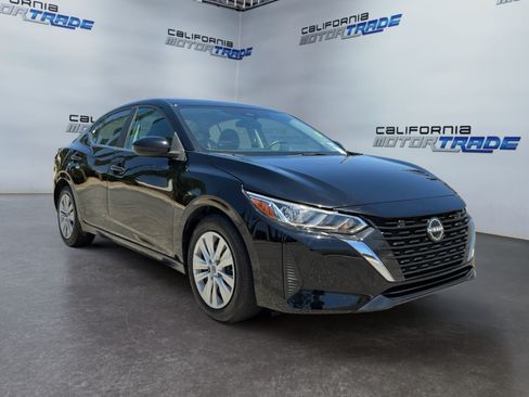 Used 2025 Nissan Sentra S FWD image 3