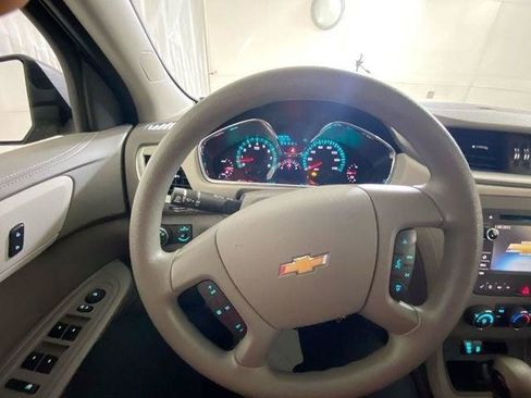 Used 2016 Chevrolet Traverse LS FWD image 38