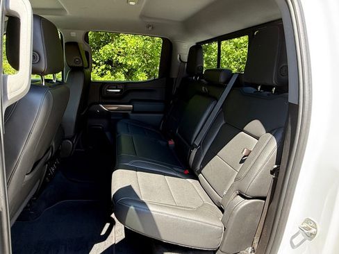 Used 2020 Chevrolet Silverado 1500 LT w/ Texas Edition AWD/4WD image 16