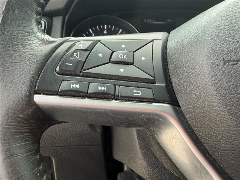 Used 2017 Nissan Rogue SV FWD image 9