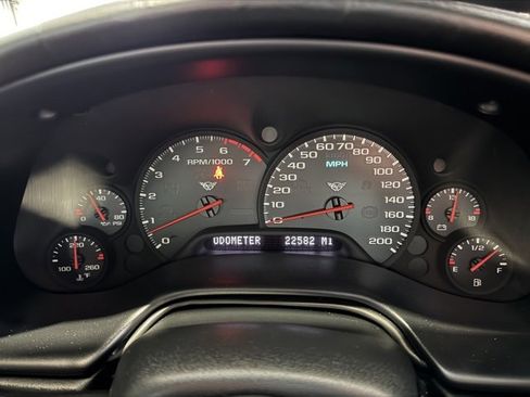 Used 2002 Chevrolet Corvette Coupe w/ Preferred Equipment Group2 image 14