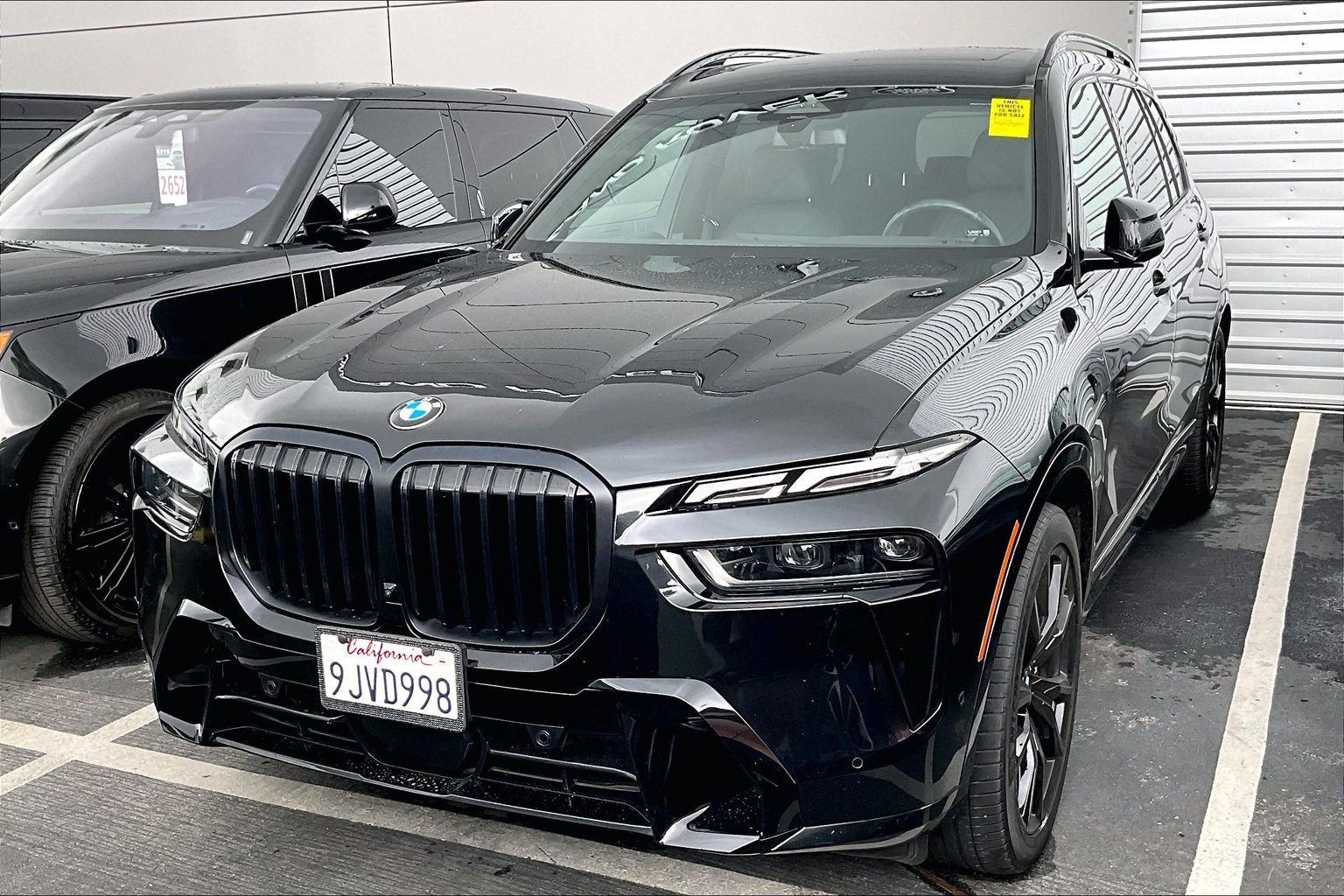Used 2024 BMW X7 xDrive40i w/ M Sport Package AWD/4WD image 1
