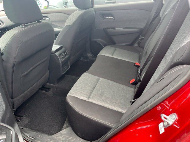 Used 2021 Nissan Rogue SV AWD/4WD image 7