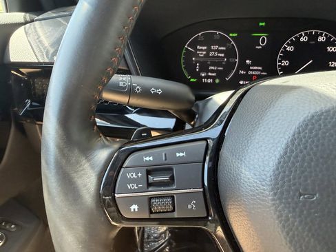 Used 2023 Honda CR-V Sport Touring image 27