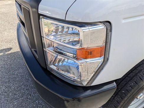 Certified 2023 Ford E-350 and Econoline 350 Super Duty w/ Driver's Safety Package image 9