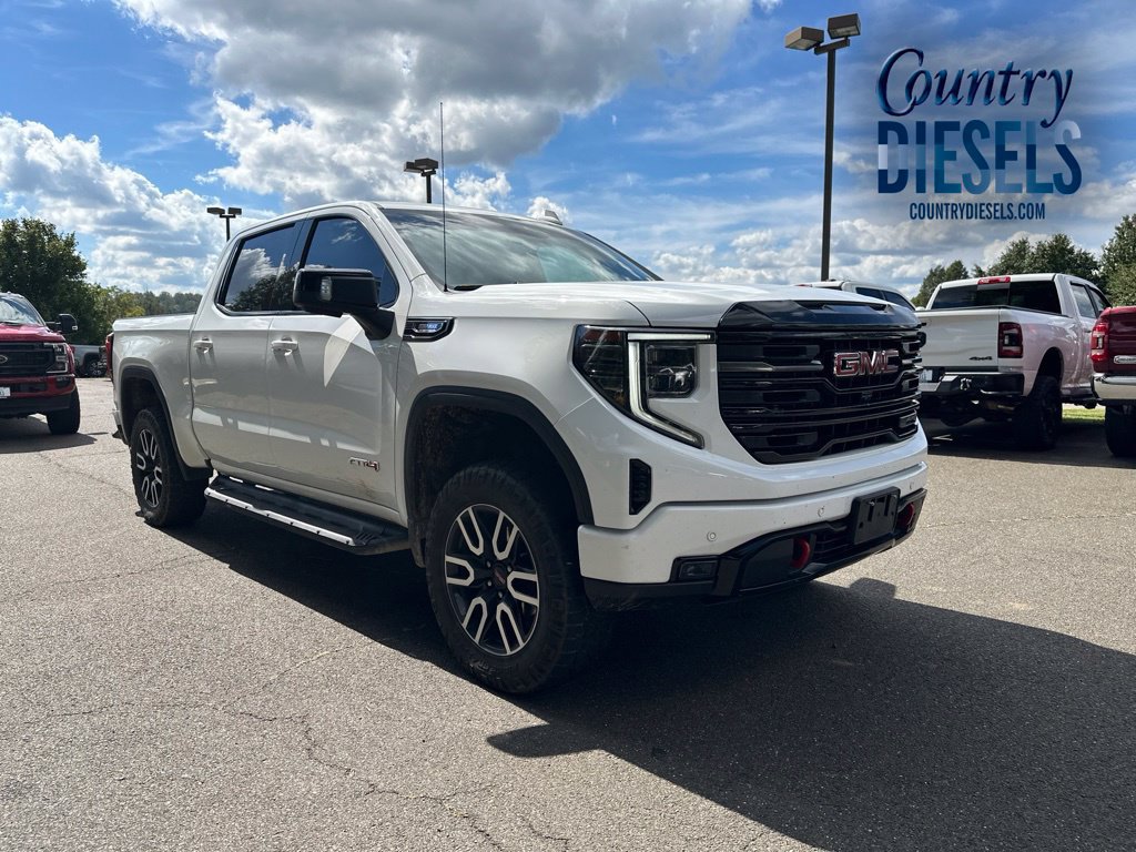 Used 2024 GMC Sierra 1500 AT4 w/ Technology Package AWD/4WD image 1