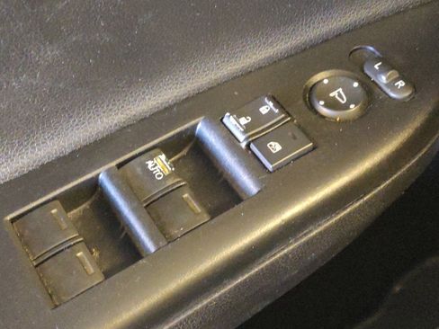 Used 2013 Honda Accord LX image 27