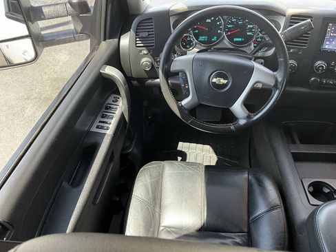 Used 2014 Chevrolet Silverado 2500 LT w/ Z71 Appearance Package AWD/4WD image 27