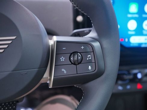 Used 2025 MINI Cooper S image 17