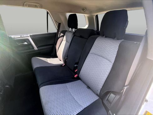 Used 2017 Toyota 4Runner SR5 RWD image 19