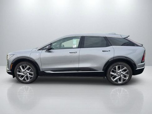 New 2026 Cadillac Optiq Luxury 1 RWD image 8