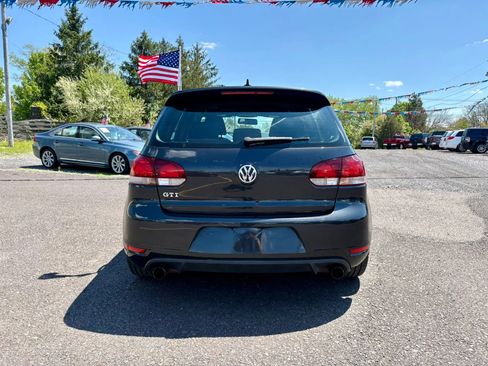 Used 2012 Volkswagen GTI 4-Door FWD image 4