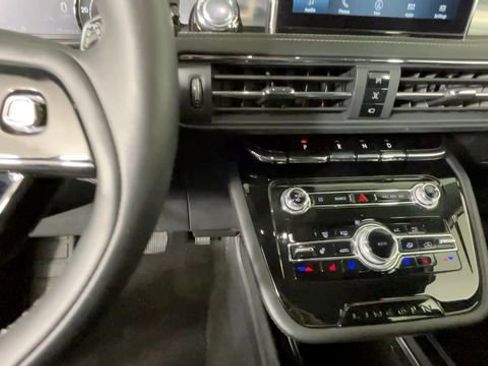Used 2022 Lincoln Corsair AWD w/ Equipment Group 101A image 30