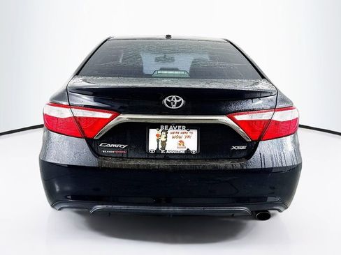Used 2015 Toyota Camry XSE image 8