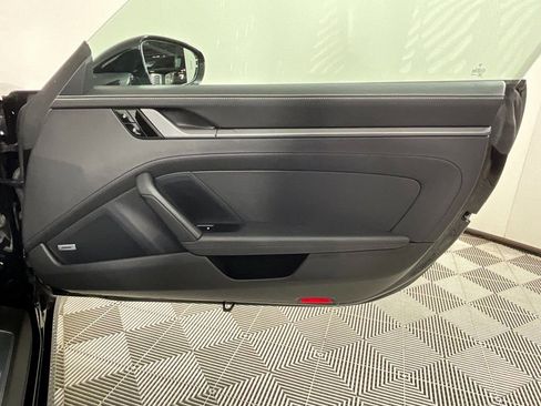 Used 2020 Porsche 911 Carrera 4S image 22