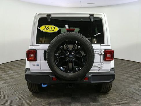 Used 2022 Jeep Wrangler Unlimited Sahara w/ Cold Weather Group image 10