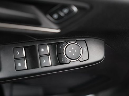 Certified 2022 Ford Escape SE w/ Convenience Package image 18