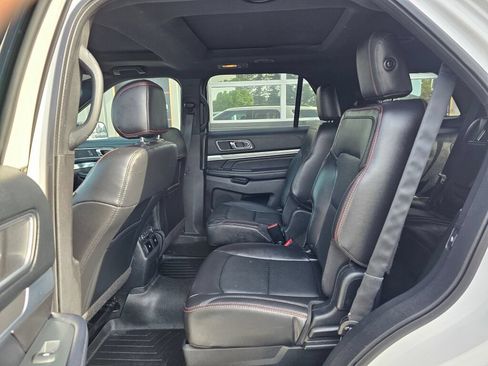 Used 2017 Ford Explorer Sport AWD/4WD image 17