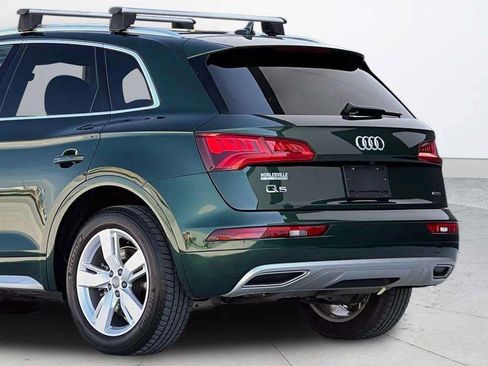 Used 2019 Audi Q5 2.0T Premium w/ Convenience Package AWD/4WD image 32