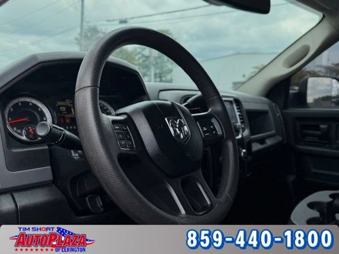 Used 2018 RAM 2500 Tradesman w/ Chrome Appearance Group AWD/4WD image 3