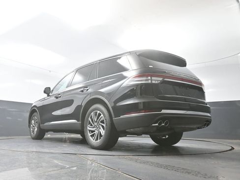 Used 2023 Lincoln Aviator AWD image 29