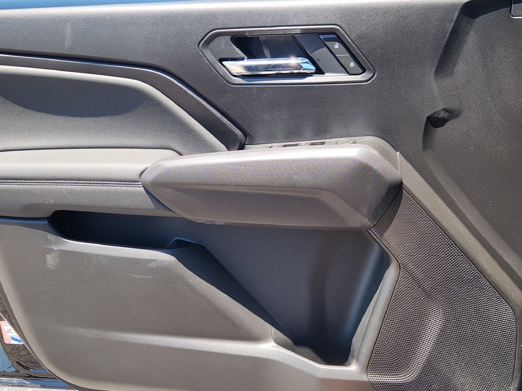 New 2026 Chevrolet Colorado LT w/ LT Convenience Package AWD/4WD image 17