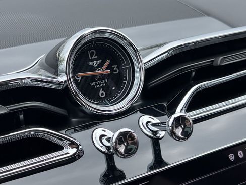 Used 2023 Bentley Bentayga Speed image 30