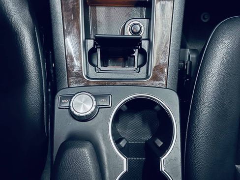 Used 2014 Mercedes-Benz GLK 350 2WD image 29