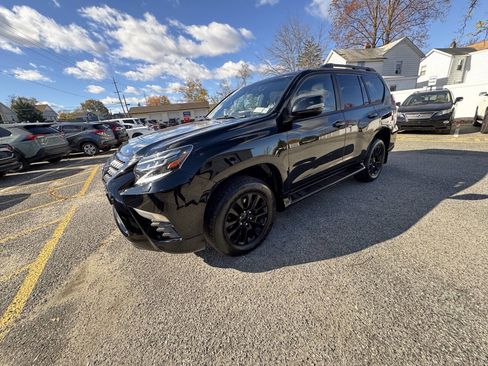 Used 2022 Lexus GX 460 image 24