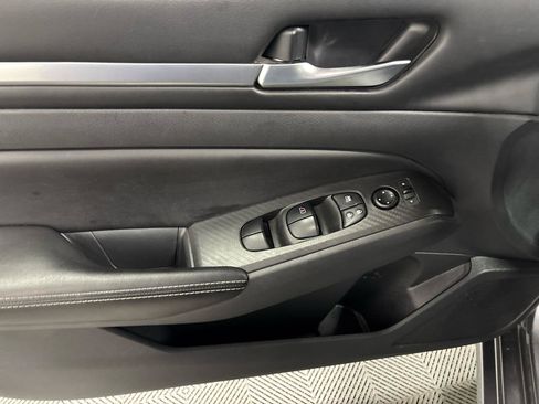 Used 2022 Nissan Altima 2.5 SV FWD image 20