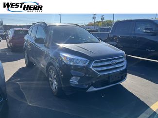 Used 2017 Ford Escape SE w/ Equipment Group 201A video 1
