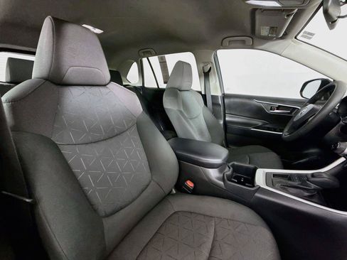 Certified 2023 Toyota RAV4 XLE FWD image 39