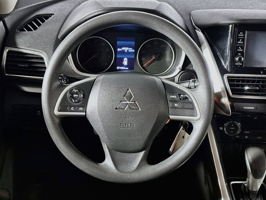 Used 2019 Mitsubishi Eclipse Cross AWD image 13