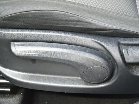 Used 2024 Kia Soul LX w/ Option Group 015 FWD image 13