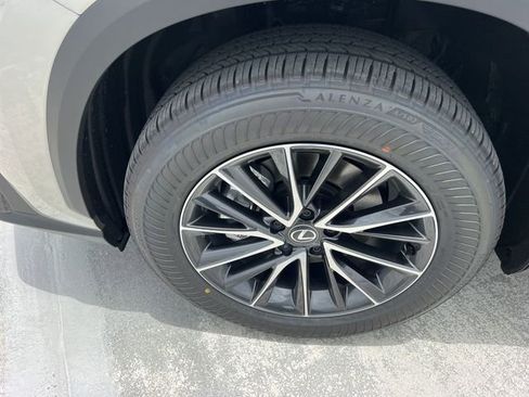 Certified 2025 Lexus NX 250 FWD w/ Towing Package (2000 Lbs) image 10