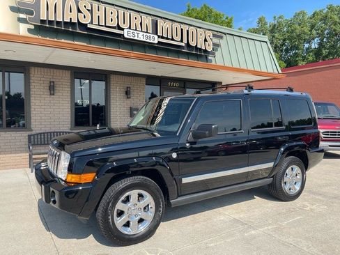 Used 2007 Jeep Commander Limited w/ Trailer Tow Group IV AWD/4WD image 2