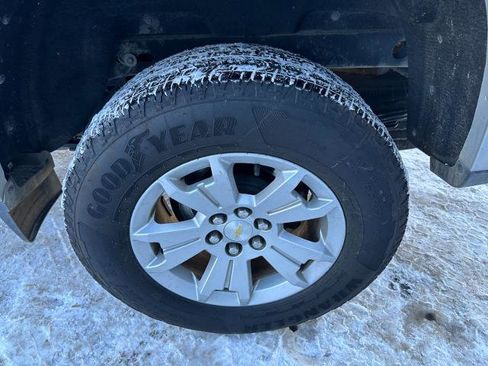 Used 2020 Chevrolet Colorado LT image 12