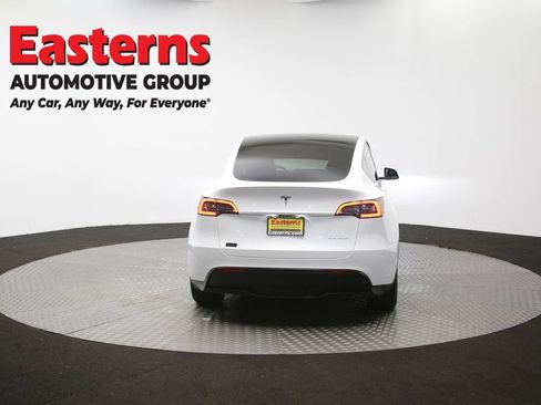 Used 2021 Tesla Model Y Long Range AWD/4WD image 33